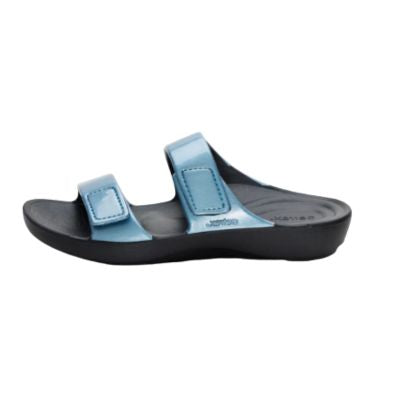 Aetrex Kaia Blue Pearlized Women's Flipflops