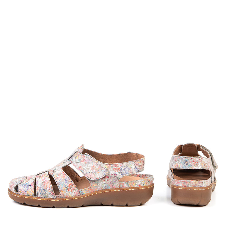 Portofino Women's Fisherman Sandal for Orthitics with Velcro
